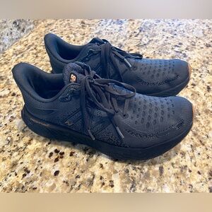 New Balance Men’s 1080 Fresh Foam All Trail Running Size 10 Black excellent cond
